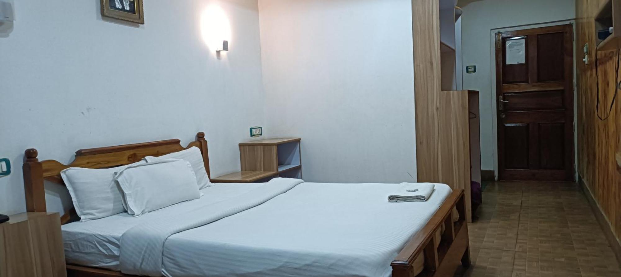 Hotel Assembly Shillong Exterior foto